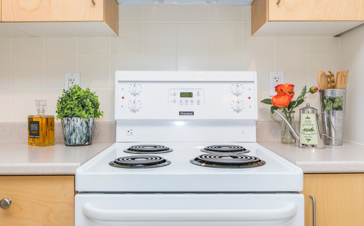 Clean and new kitchen appliances